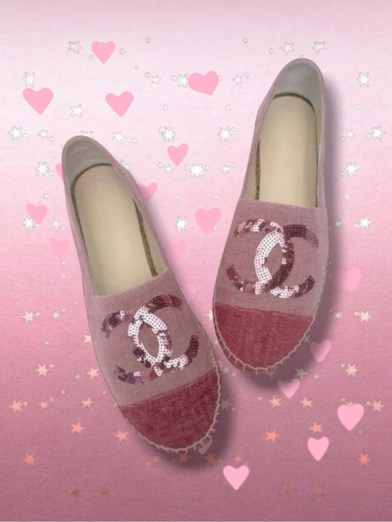 CHANEL Shoes - 🆕💞CHANEL 2-Tone Pink Canvas & Sequin CC Logo Cap-Toe Espadrilles Flats • EU 37